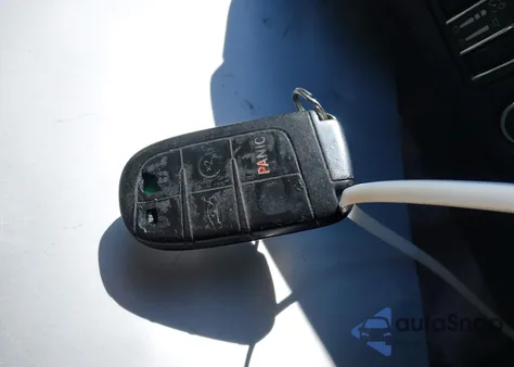 2016 Dodge Charger Sxt z USA, uszkodzony, nr VIN 2C3CDXHG6GH347838